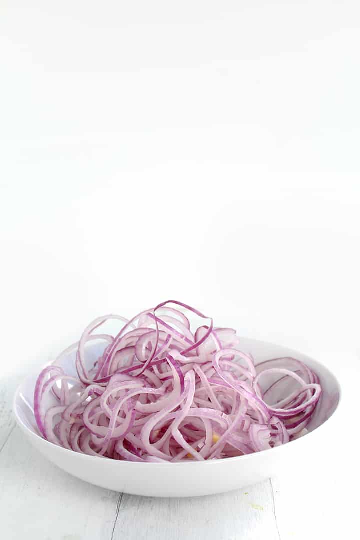 How to Spiralize an Onion