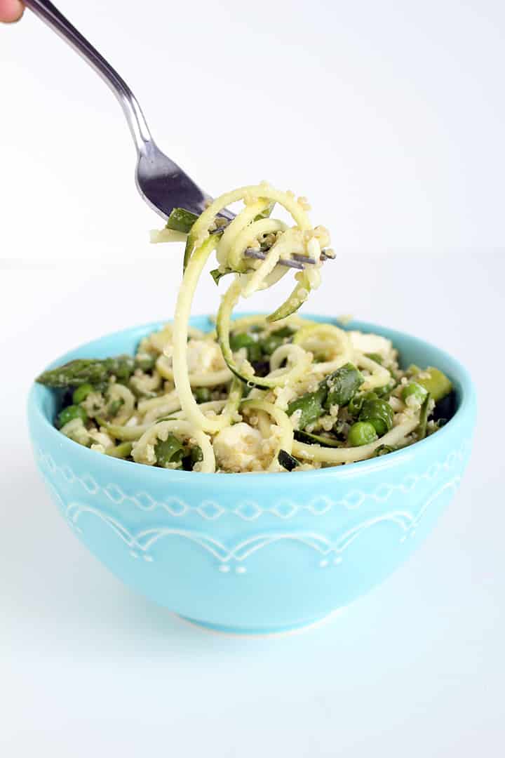 Mason Jar Zucchini Noodle Salads